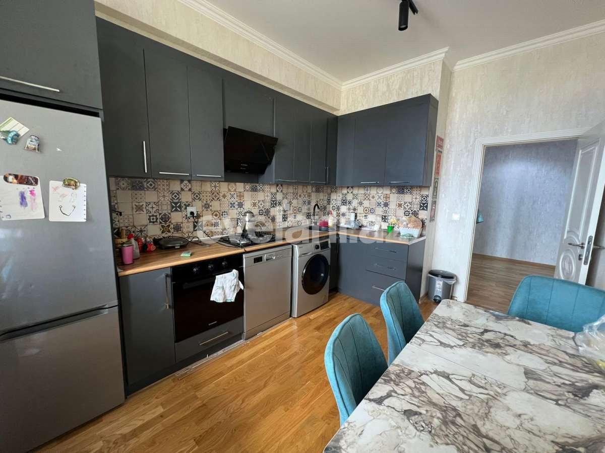 Satılır, yeni tikili, 3 otaqlı, 110 m², Bakı, Nizami r, Qara Qarayev m.