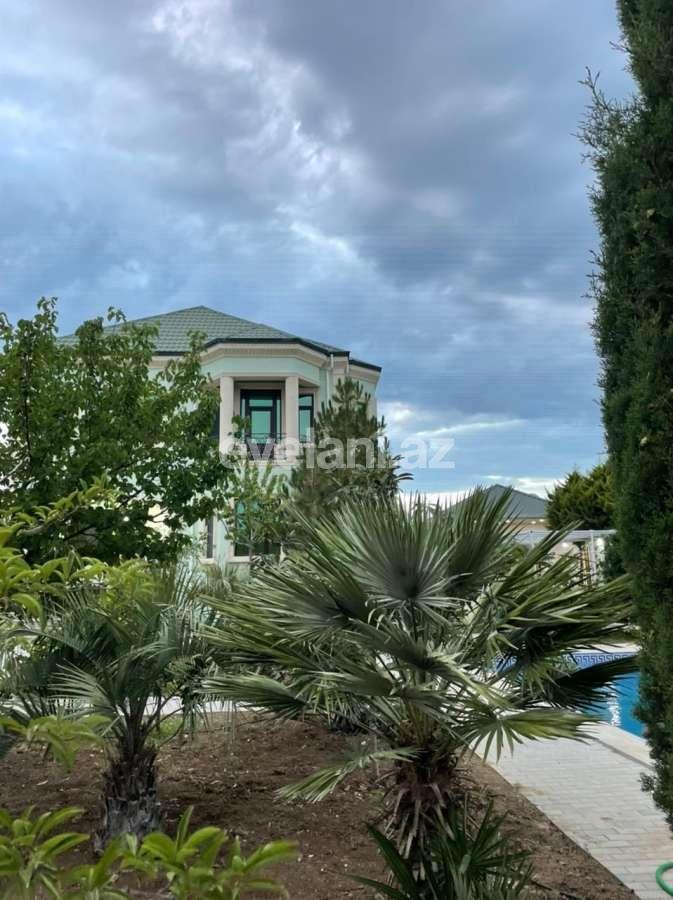 Satılır, həyət evi / bağ, 5 otaqlı, 350 m², Bakı, Xəzər r, Şüvəlan q.