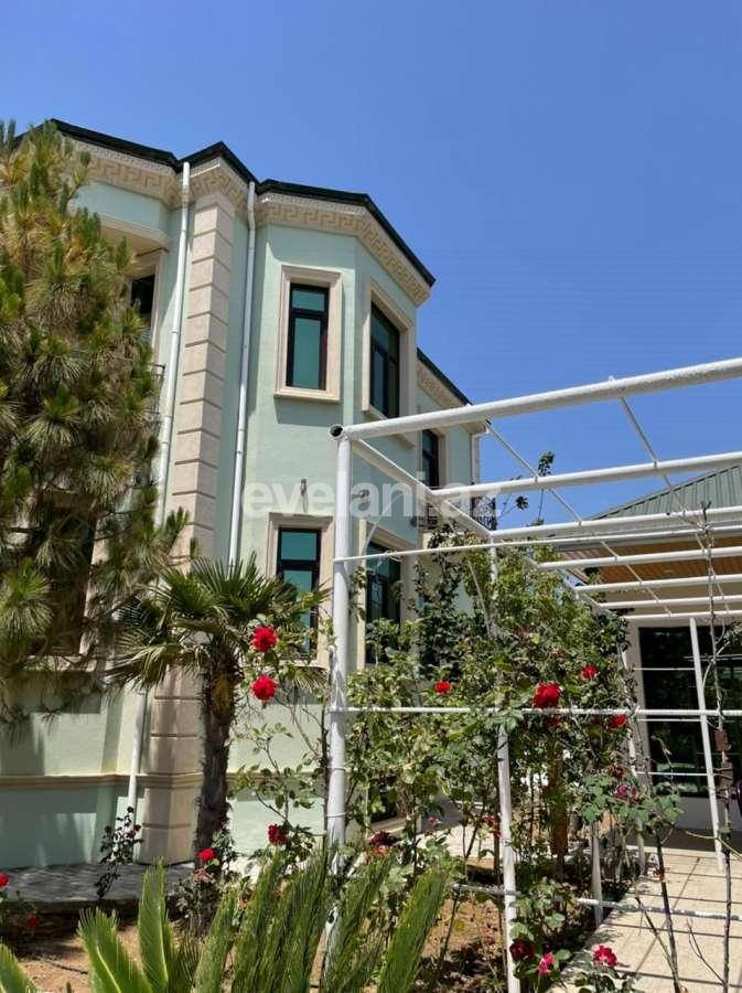 Satılır, həyət evi / bağ, 5 otaqlı, 350 m², Bakı, Xəzər r, Şüvəlan q.