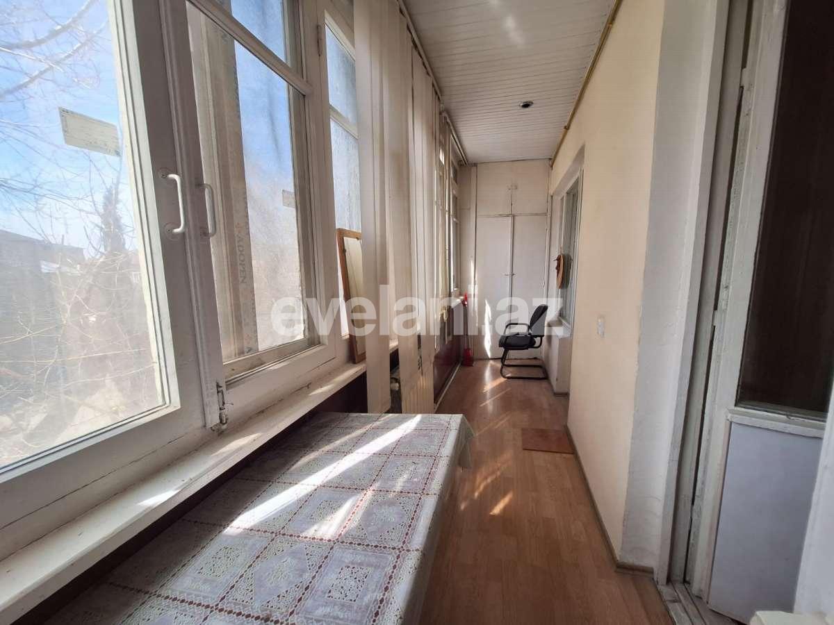 Satılır, köhnə tikili, 4 otaqlı, 120 m², Bakı, Binəqədi r, Azadlıq prospekti m.