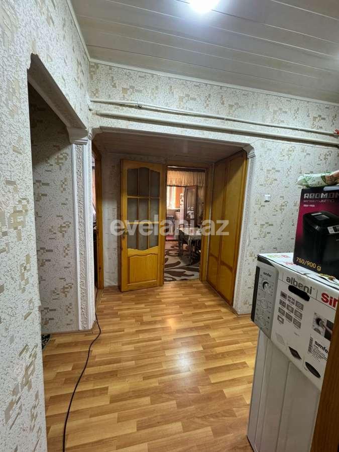 Satılır, köhnə tikili, 4 otaqlı, 82 m², Bakı, Xətai r, Əhmədli q, Əhmədli m.