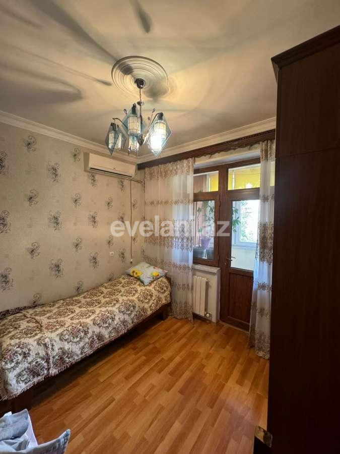 Satılır, köhnə tikili, 4 otaqlı, 82 m², Bakı, Xətai r, Əhmədli q, Əhmədli m.