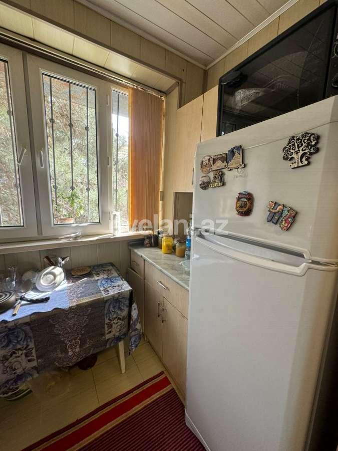 Satılır, köhnə tikili, 4 otaqlı, 82 m², Bakı, Xətai r, Əhmədli q, Əhmədli m.