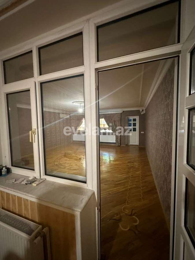 Satılır, köhnə tikili, 4 otaqlı, 100 m², Bakı, Xətai r, Həzi Aslanov q, Həzi Aslanov m.