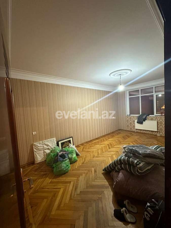 Satılır, köhnə tikili, 4 otaqlı, 100 m², Bakı, Xətai r, Həzi Aslanov q, Həzi Aslanov m.