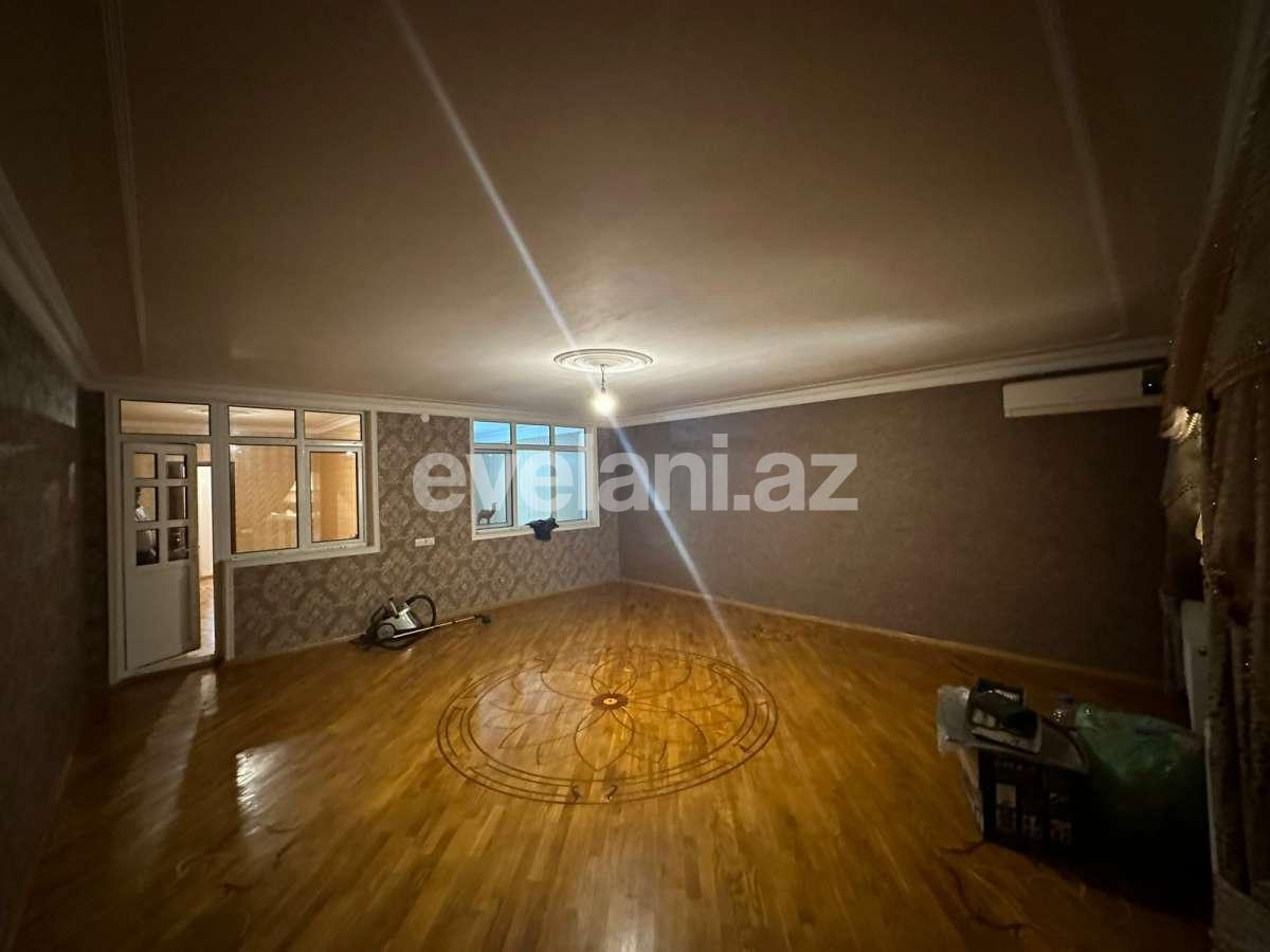 Satılır, köhnə tikili, 4 otaqlı, 100 m², Bakı, Xətai r, Həzi Aslanov q, Həzi Aslanov m.