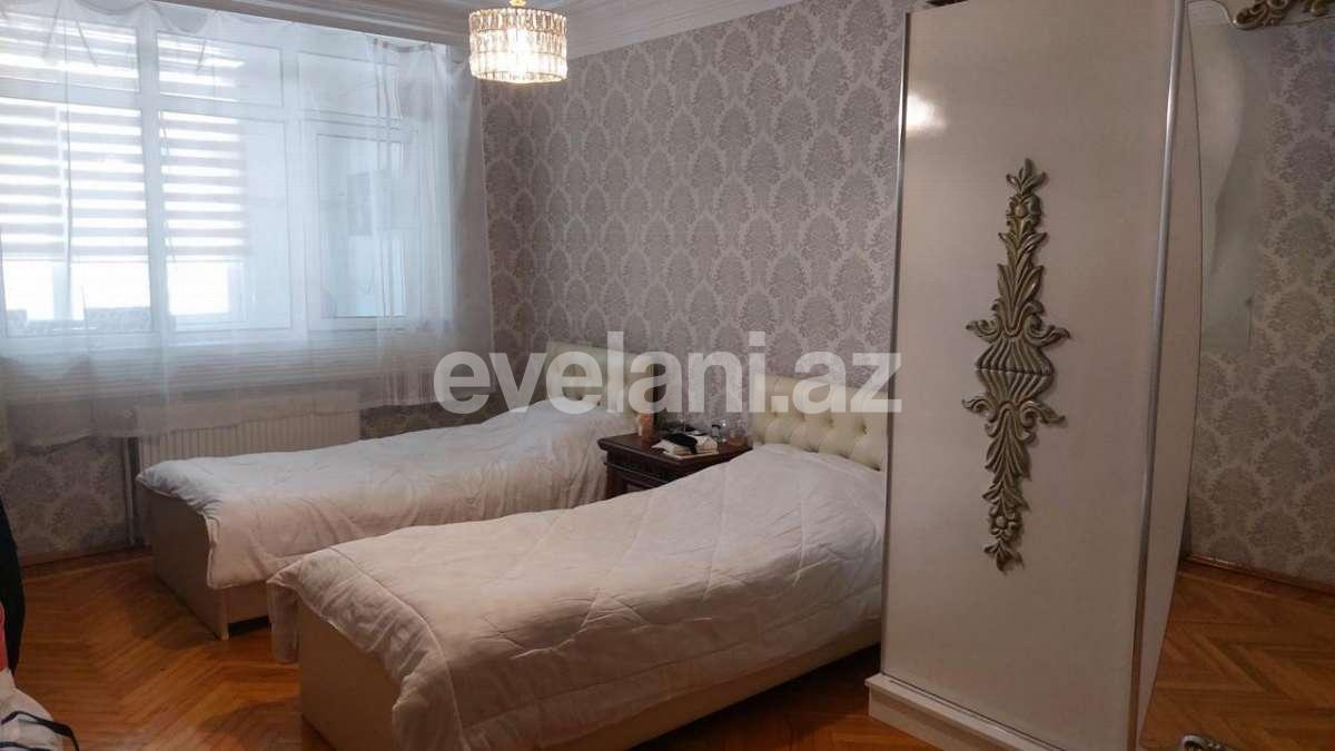 Satılır, köhnə tikili, 4 otaqlı, 100 m², Bakı, Xətai r, Həzi Aslanov q, Həzi Aslanov m.