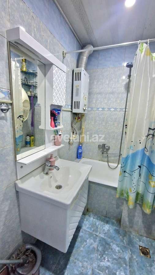 Satılır, köhnə tikili, 3 otaqlı, 90 m², Bakı, Sabunçu r, Bakıxanov q, Neftçilər m.