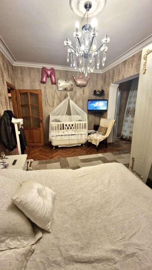 Satılır, köhnə tikili, 3 otaqlı, 90 m², Bakı, Sabunçu r, Bakıxanov q, Neftçilər m.