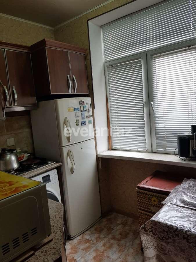 Satılır, köhnə tikili, 3 otaqlı, 64 m², Bakı, Nəsimi r.