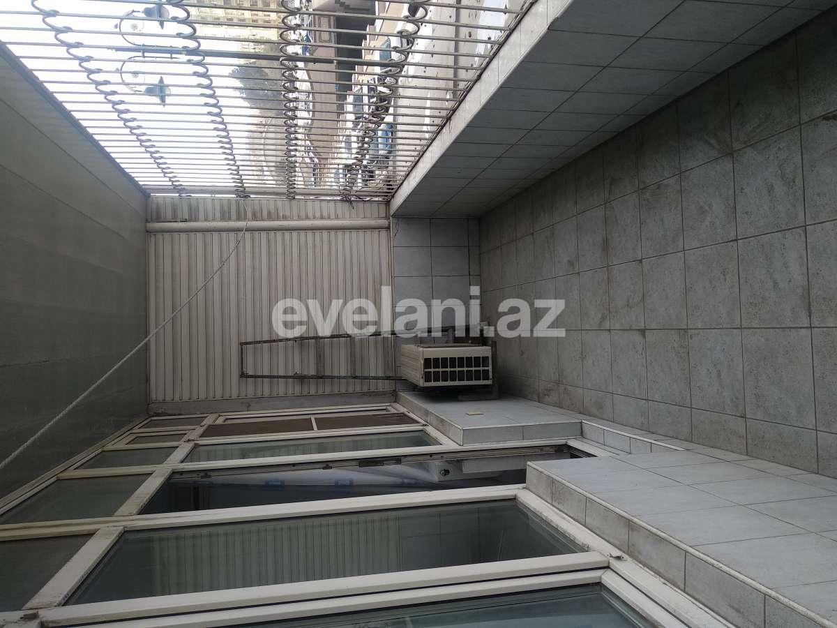 Satılır, köhnə tikili, 4 otaqlı, 120 m², Bakı, Nərimanov r, Gənclik m.
