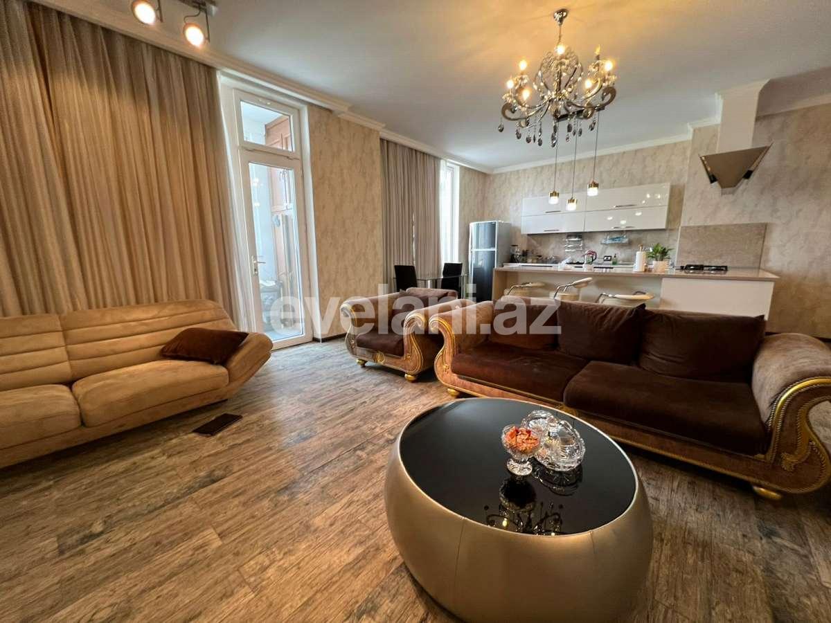 Satılır, yeni tikili, 4 otaqlı, 156 m², Bakı, Yasamal r, Elmlər Akademiyası m.