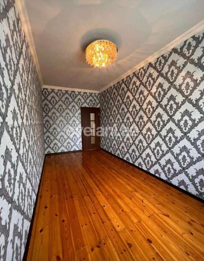 Satılır, köhnə tikili, 2 otaqlı, 55 m², Bakı, Nəsimi r, 4-cü mikrorayon q, Memar Əcəmi m.
