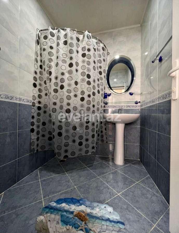 Satılır, köhnə tikili, 2 otaqlı, 55 m², Bakı, Nəsimi r, 4-cü mikrorayon q, Memar Əcəmi m.
