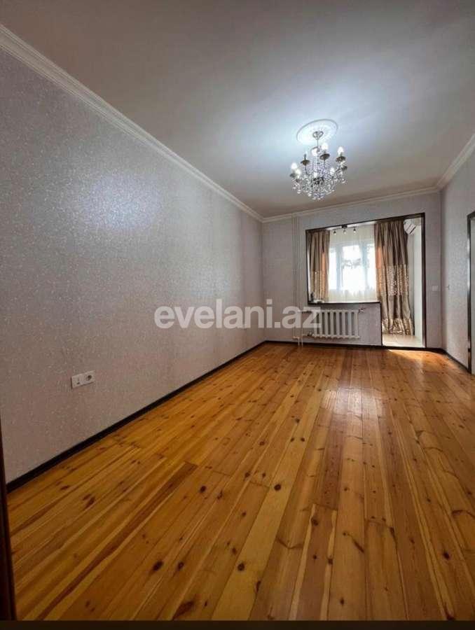 Satılır, köhnə tikili, 2 otaqlı, 55 m², Bakı, Nəsimi r, 4-cü mikrorayon q, Memar Əcəmi m.