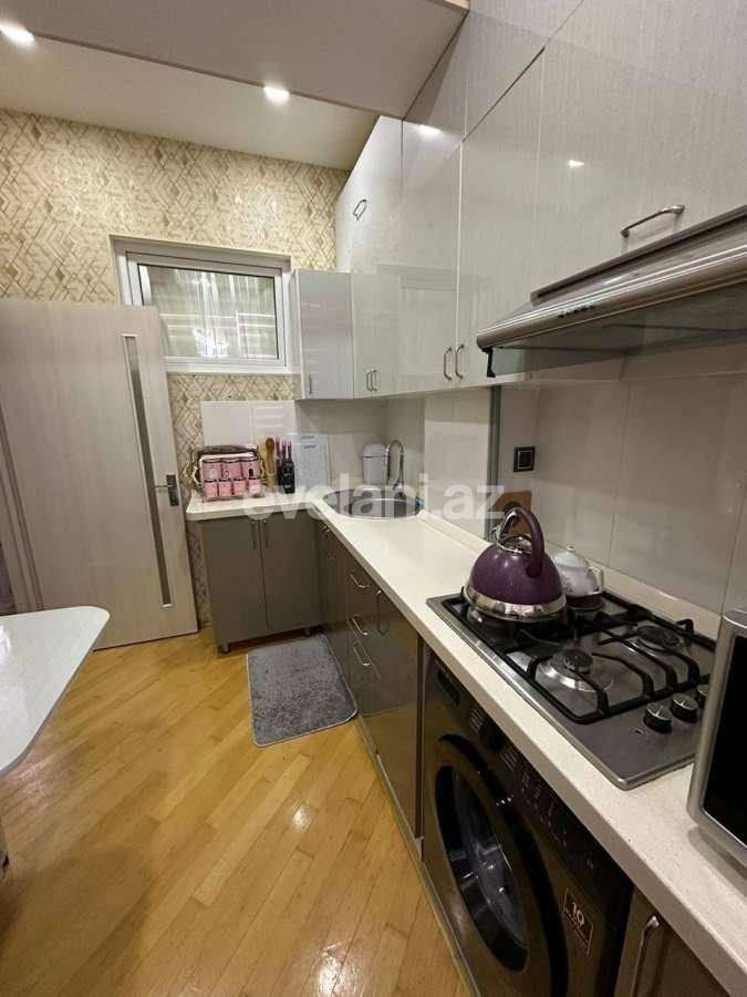 Satılır, yeni tikili, 2 otaqlı, 55 m², Bakı, Nizami r, Qara Qarayev m.
