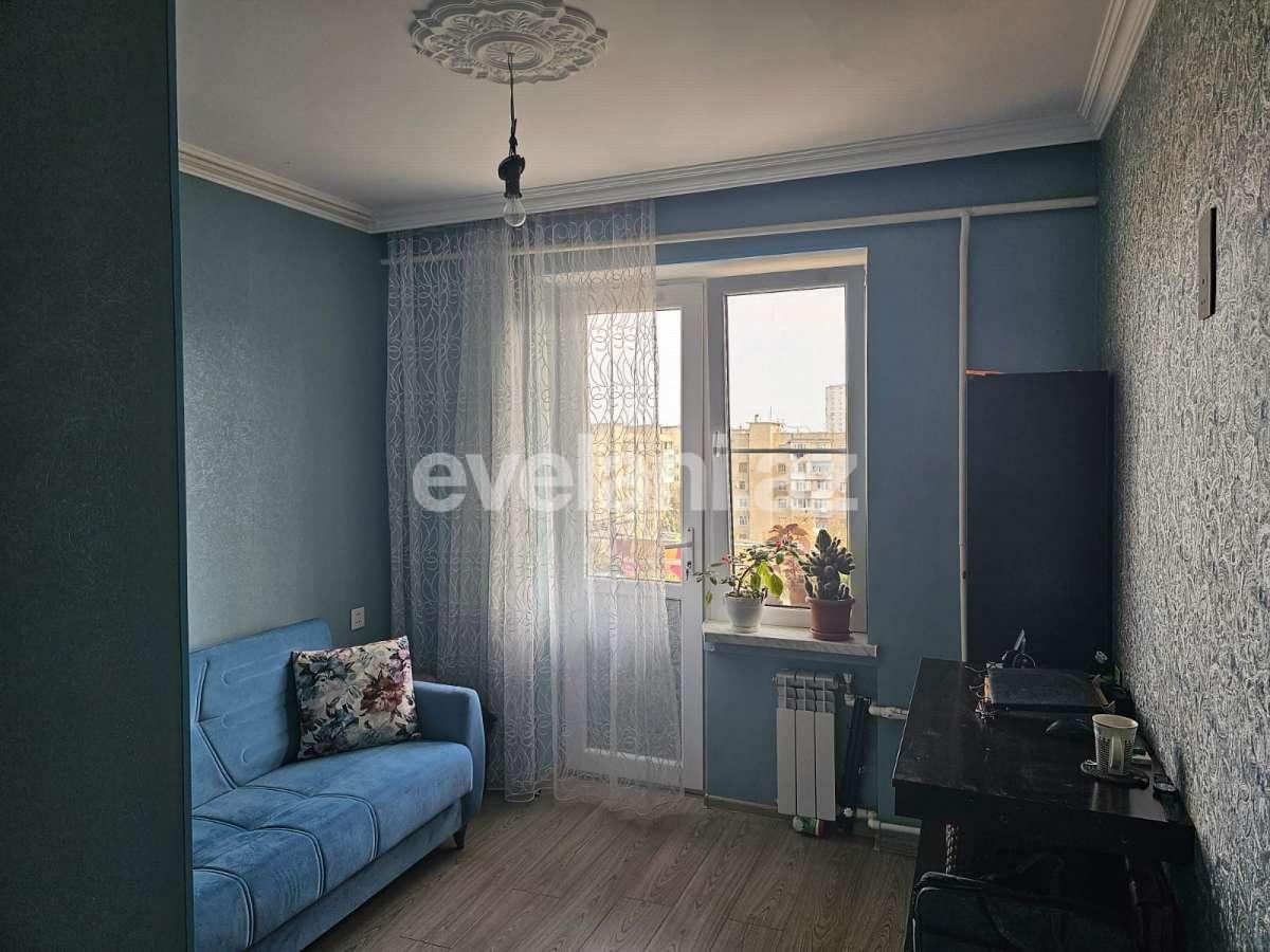 Satılır, köhnə tikili, 3 otaqlı, 82 m², Bakı, Xətai r, Əhmədli q, Xalqlar Dostluğu m.