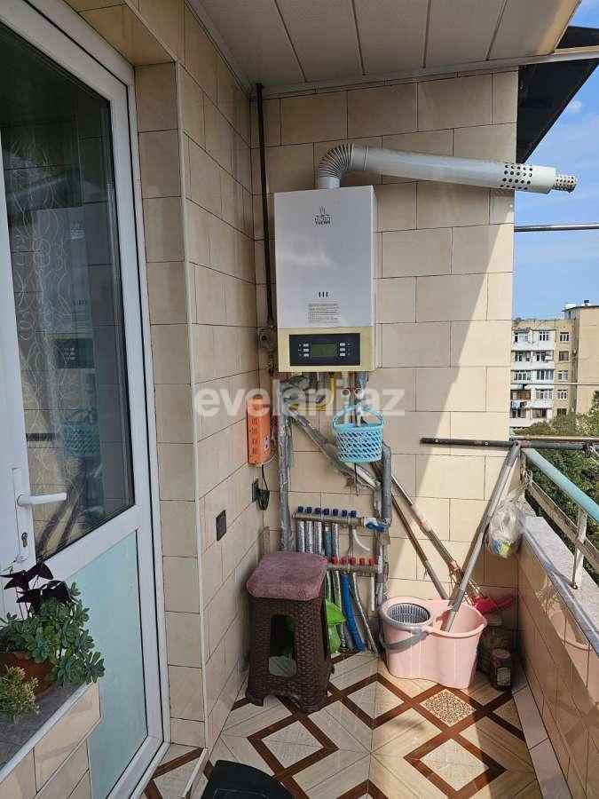 Satılır, köhnə tikili, 3 otaqlı, 82 m², Bakı, Xətai r, Əhmədli q, Xalqlar Dostluğu m.