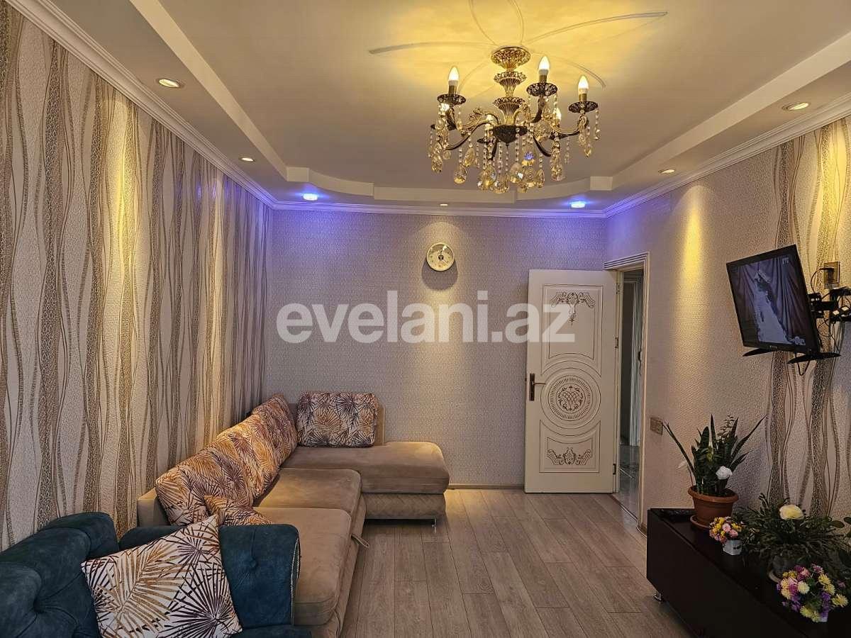 Satılır, köhnə tikili, 3 otaqlı, 82 m², Bakı, Xətai r, Əhmədli q, Xalqlar Dostluğu m.