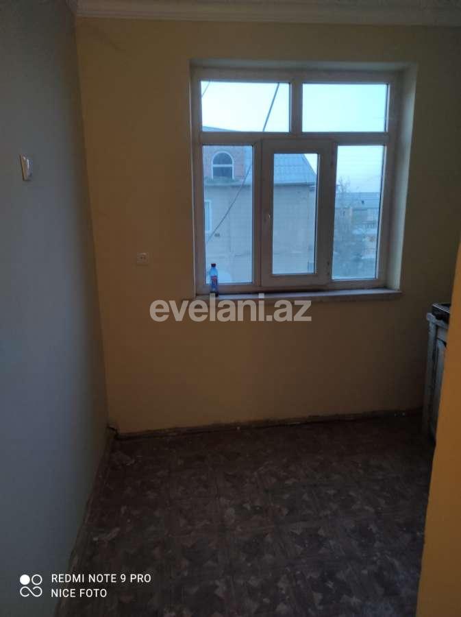 Продаётся, вторичка, 2-комнаты, 47 m², Гянджа