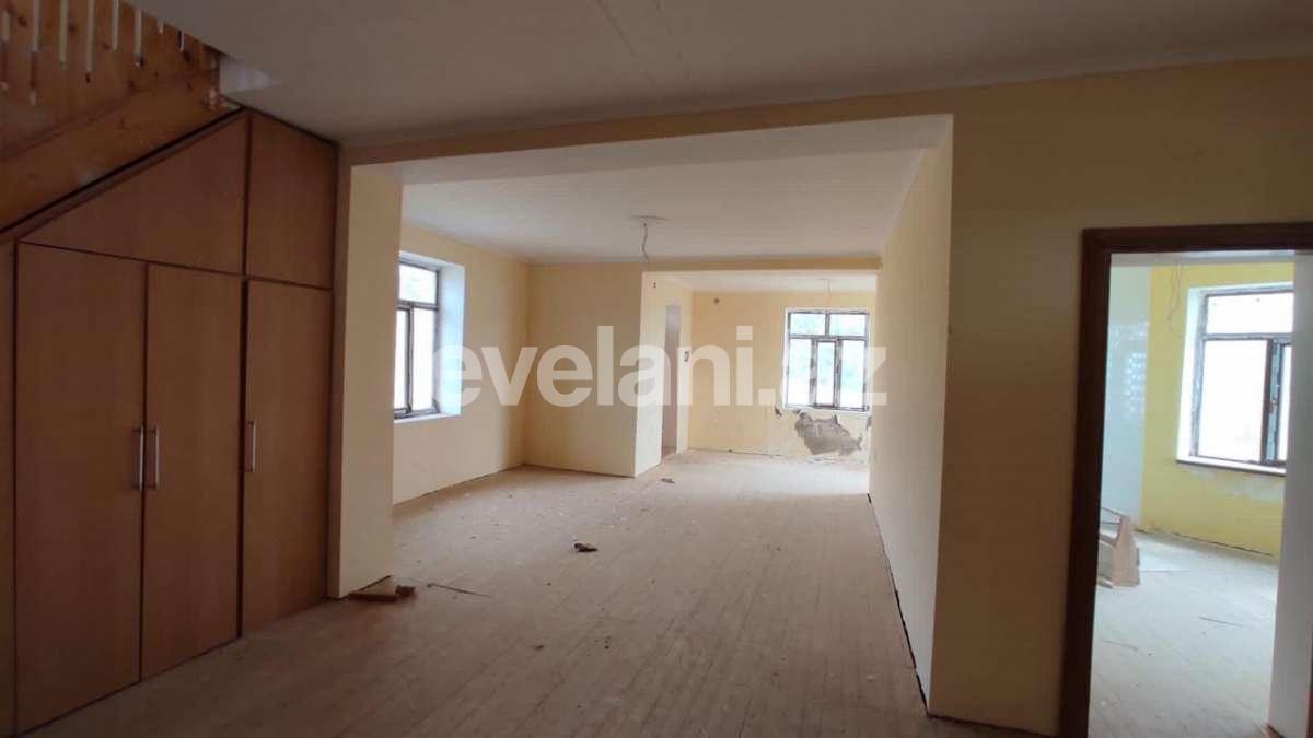 Satılır, yeni tikili, 4 otaqlı, 24 m², Şamaxı