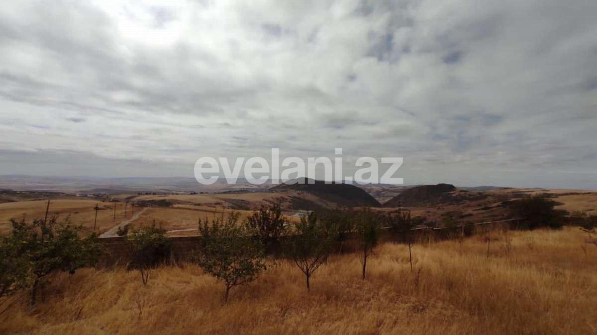 Satılır, yeni tikili, 4 otaqlı, 24 m², Şamaxı