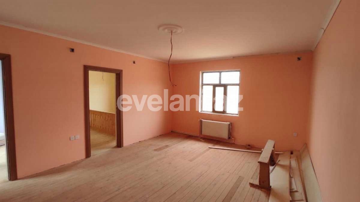 Satılır, yeni tikili, 4 otaqlı, 24 m², Şamaxı