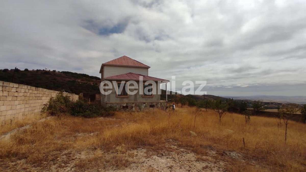 Satılır, yeni tikili, 4 otaqlı, 24 m², Şamaxı