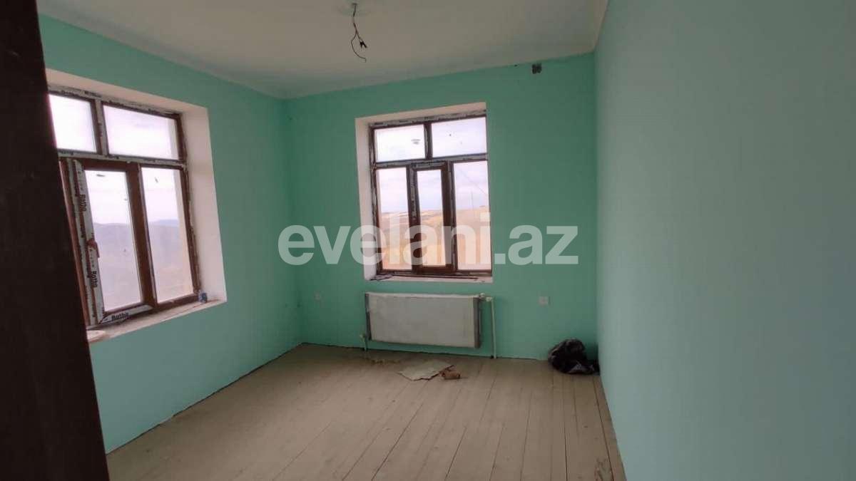 Satılır, yeni tikili, 4 otaqlı, 24 m², Şamaxı