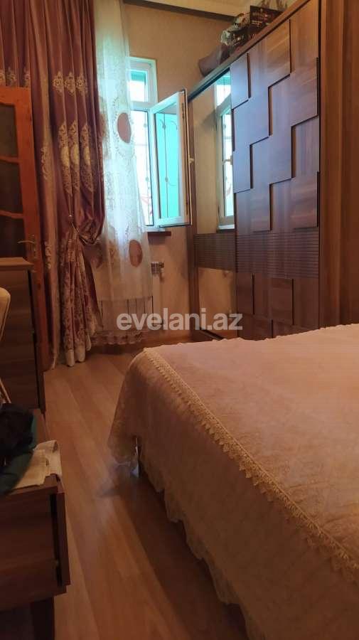 Satılır, həyət evi / bağ, 3 otaqlı, 80 m², Bakı, Səbail r, 20-ci sahə q, İçəri Şəhər m.