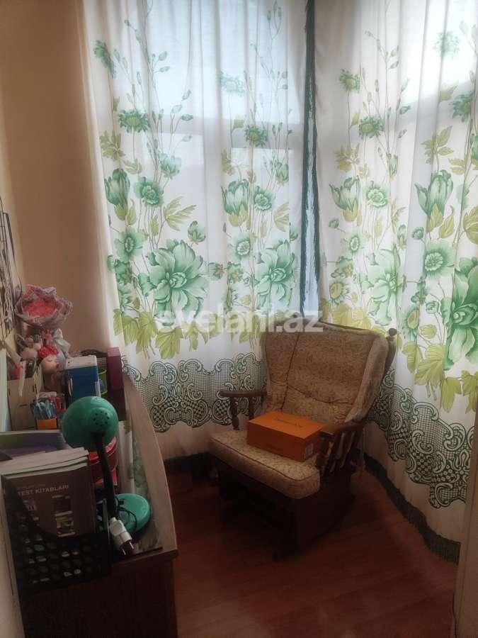 Satılır, köhnə tikili, 4 otaqlı, 90 m², Bakı, Nərimanov r, Gənclik m.