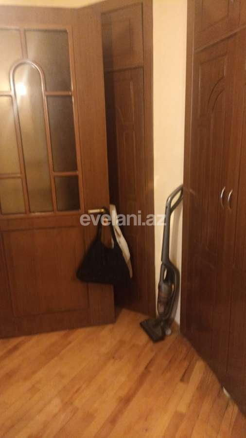 Satılır, köhnə tikili, 4 otaqlı, 90 m², Bakı, Nərimanov r, Gənclik m.