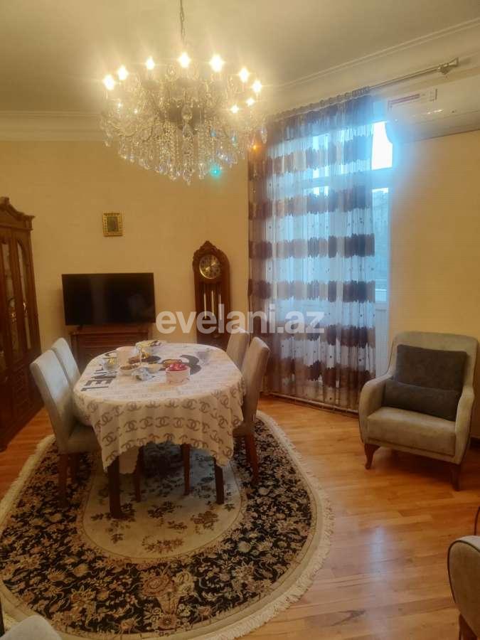 Satılır, köhnə tikili, 4 otaqlı, 90 m², Bakı, Nərimanov r, Gənclik m.