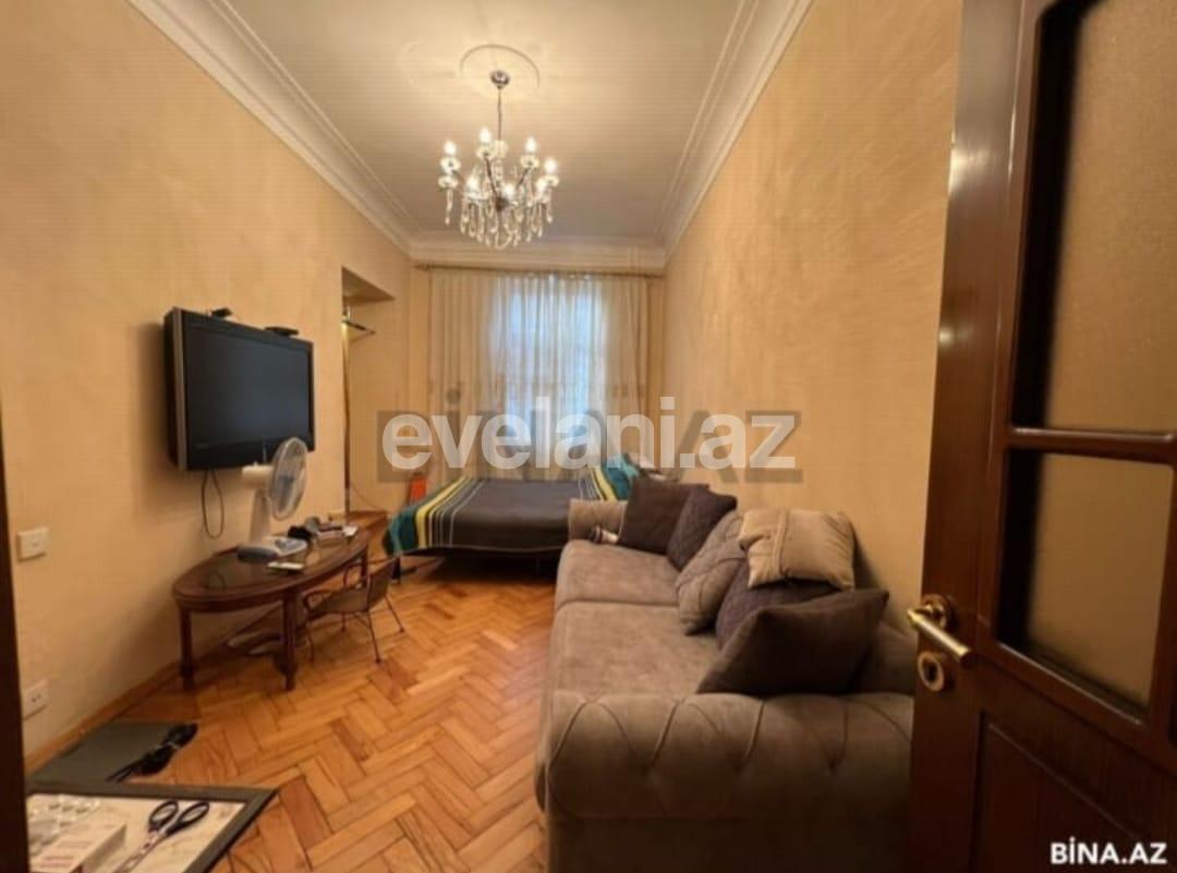 Satılır, köhnə tikili, 4 otaqlı, 90 m², Bakı, Nərimanov r, Gənclik m.