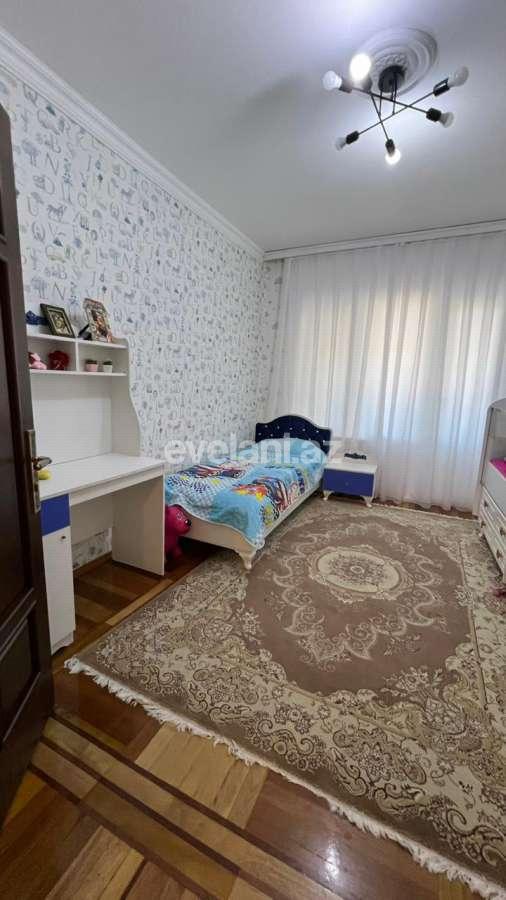 Satılır, köhnə tikili, 3 otaqlı, 90 m², Bakı, Xətai r, Həzi Aslanov m.