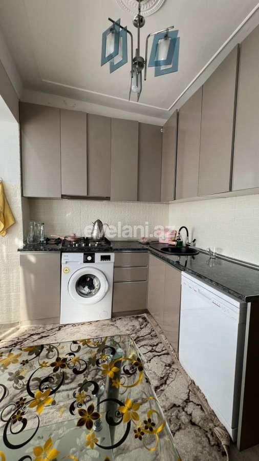 Satılır, köhnə tikili, 3 otaqlı, 90 m², Bakı, Xətai r, Həzi Aslanov m.