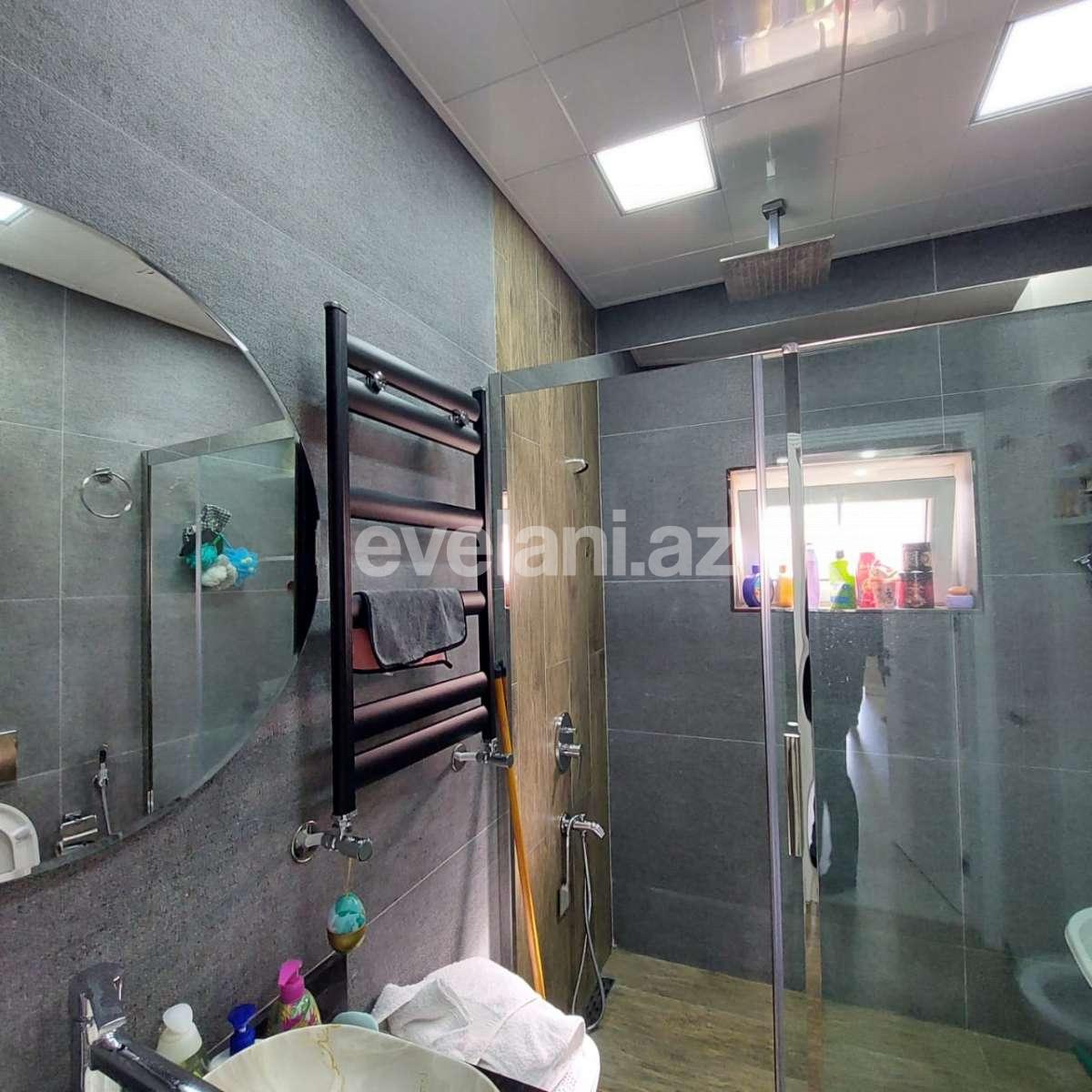 Satılır, həyət evi / bağ, 8 otaqlı, 300 m², Bakı, Xəzər r, Buzovna q.