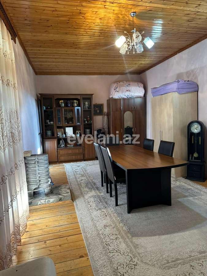 Satılır, köhnə tikili, 4 otaqlı, 314 m², Bakı, Suraxanı r.