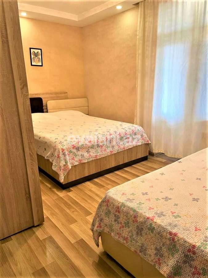 Satılır, köhnə tikili, 2 otaqlı, 60 m², Bakı, Xətai r, Həzi Aslanov m.