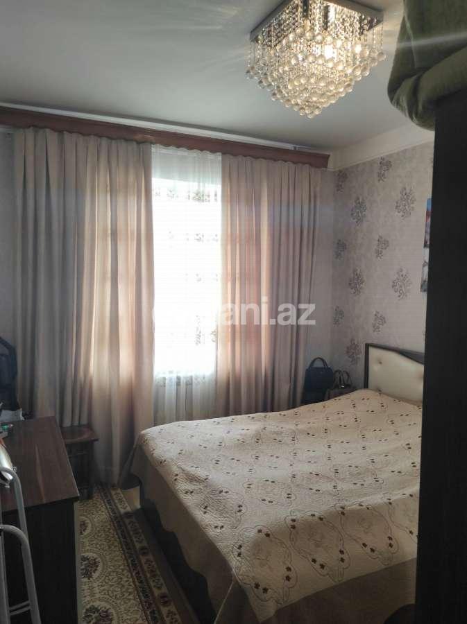 Satılır, köhnə tikili, 2 otaqlı, 60 m², Bakı, Xətai r, Həzi Aslanov m.
