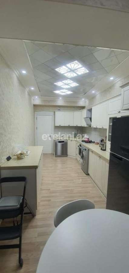 Satılır, yeni tikili, 3 otaqlı, 132.1 m², Bakı, Yasamal r, Yeni Yasamal q, İnşaatçılar m.