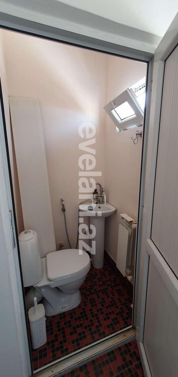 Продаётся, вторичка, 6-комнаты, 150 m², Гянджа