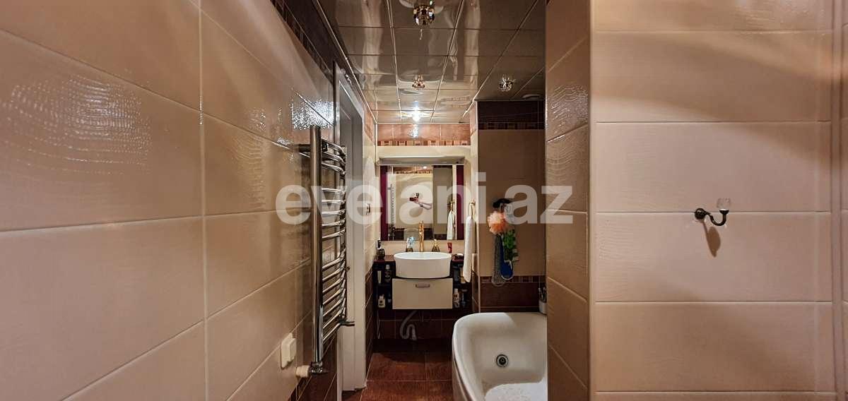 Продаётся, вторичка, 6-комнаты, 150 m², Гянджа