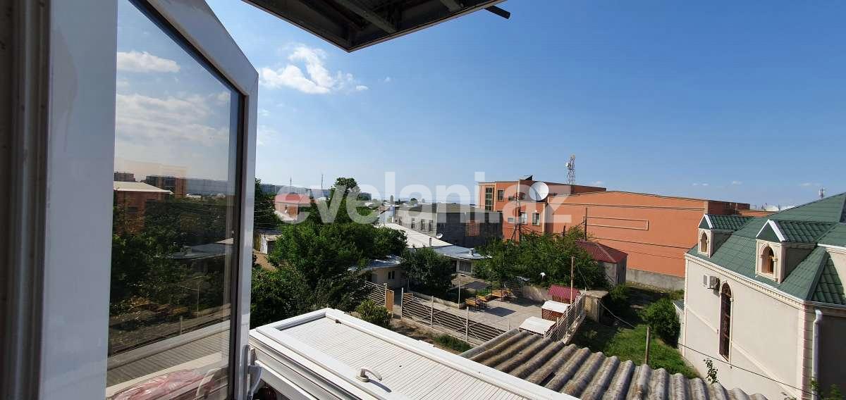 Продаётся, вторичка, 6-комнаты, 150 m², Гянджа