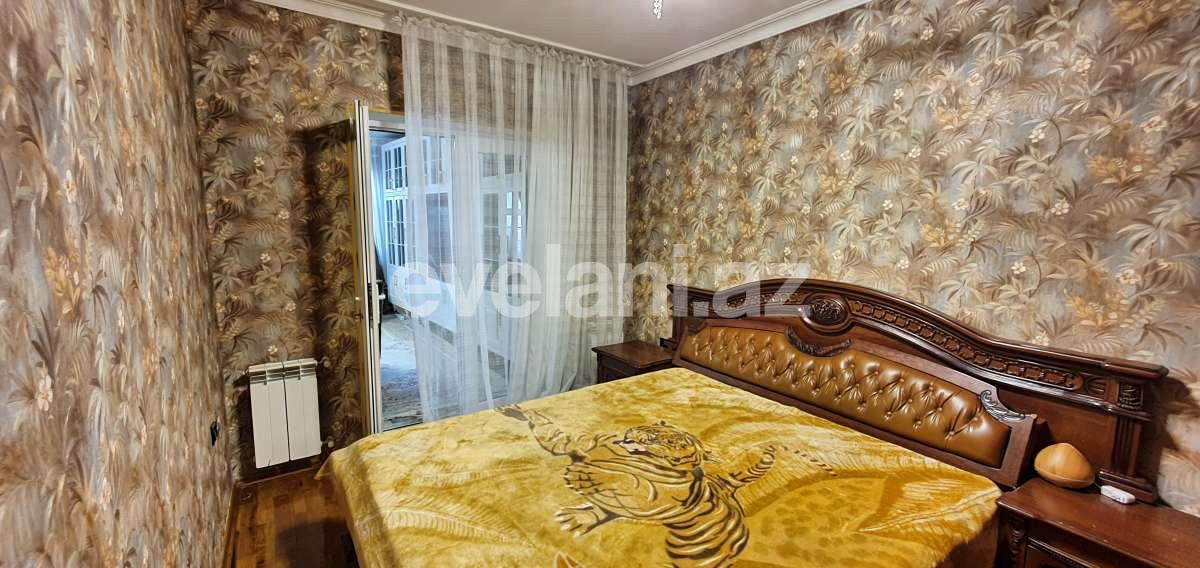 Продаётся, вторичка, 6-комнаты, 150 m², Гянджа