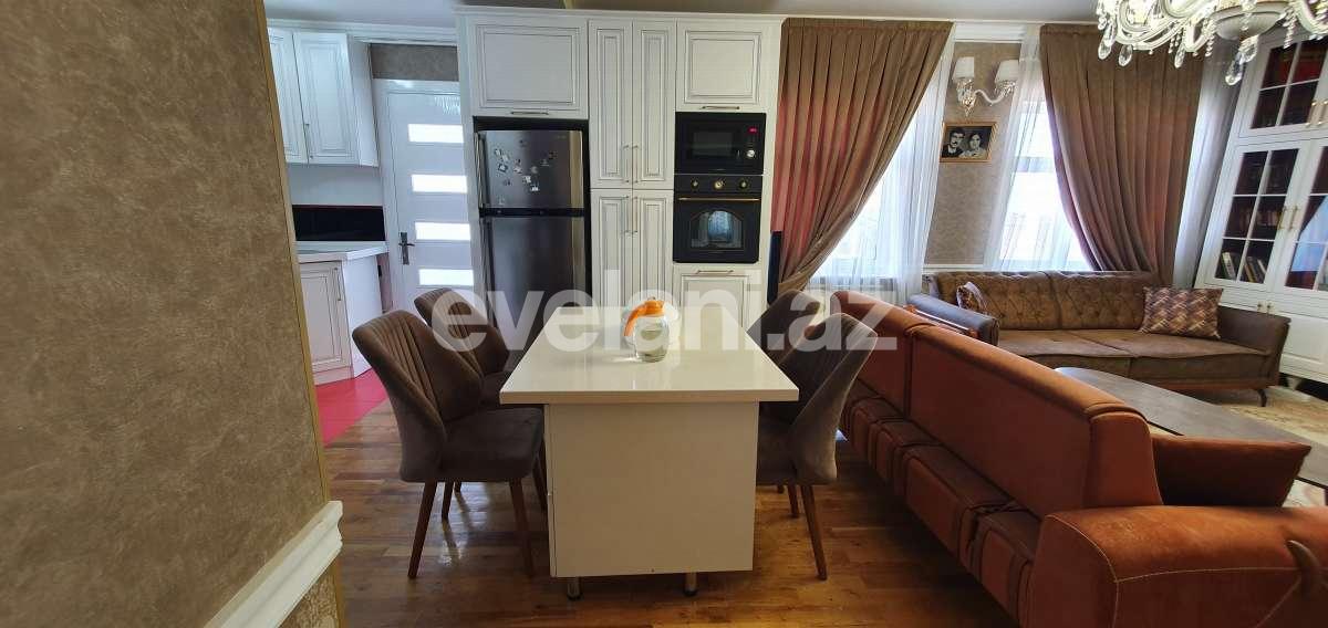 Продаётся, вторичка, 6-комнаты, 150 m², Гянджа