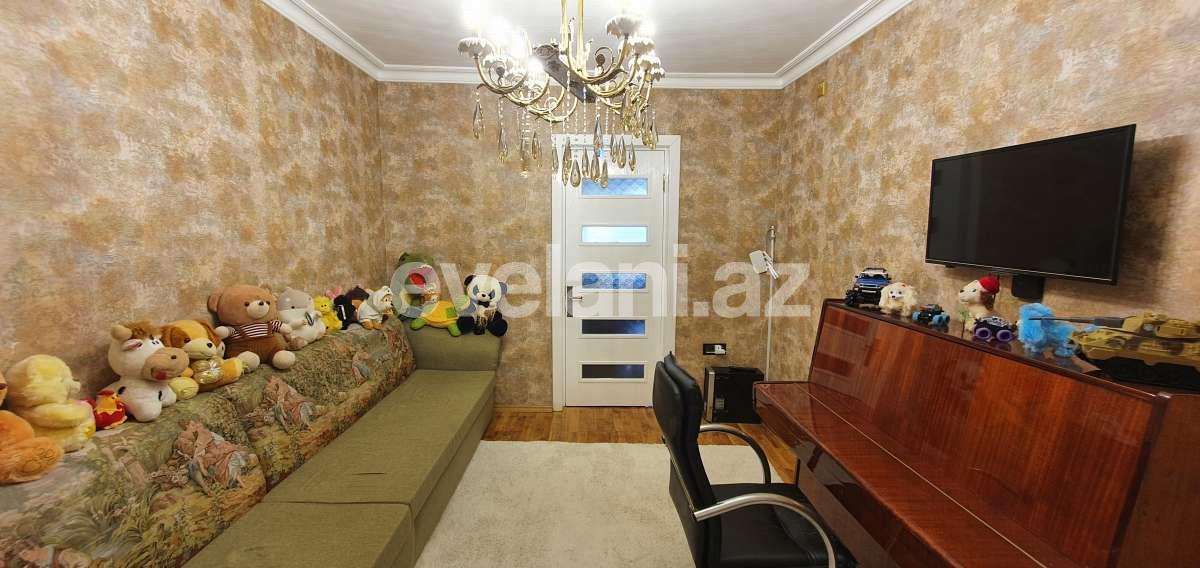 Продаётся, вторичка, 6-комнаты, 150 m², Гянджа