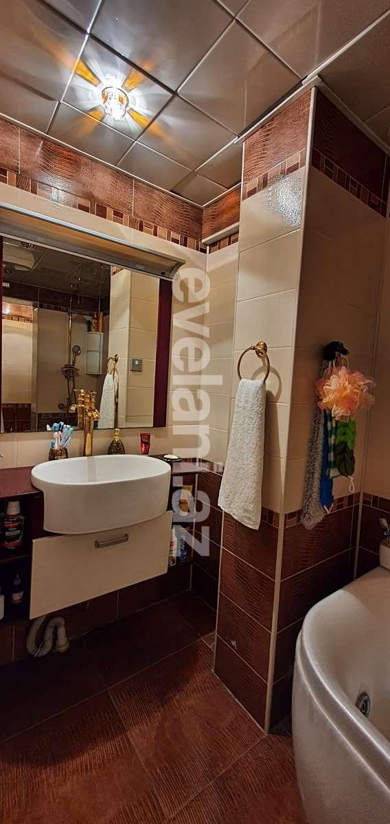 Продаётся, вторичка, 6-комнаты, 150 m², Гянджа