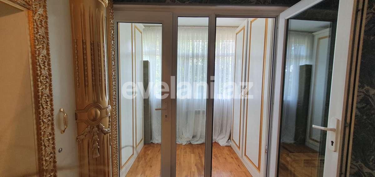 Продаётся, вторичка, 6-комнаты, 150 m², Гянджа