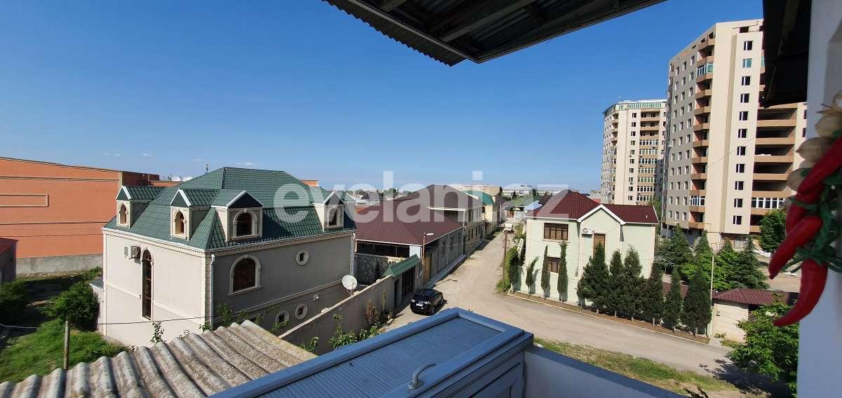 Продаётся, вторичка, 6-комнаты, 150 m², Гянджа